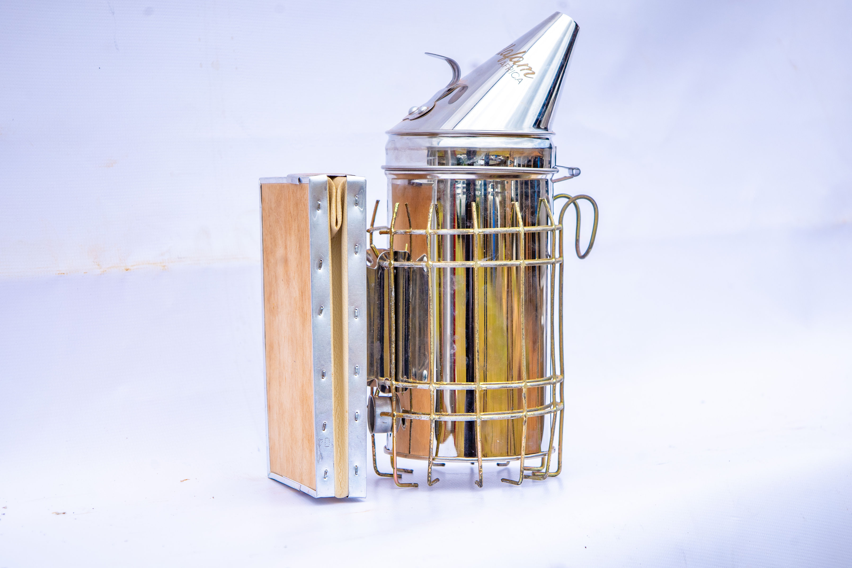 Bee Smoker - Medium (Stainless Steel)